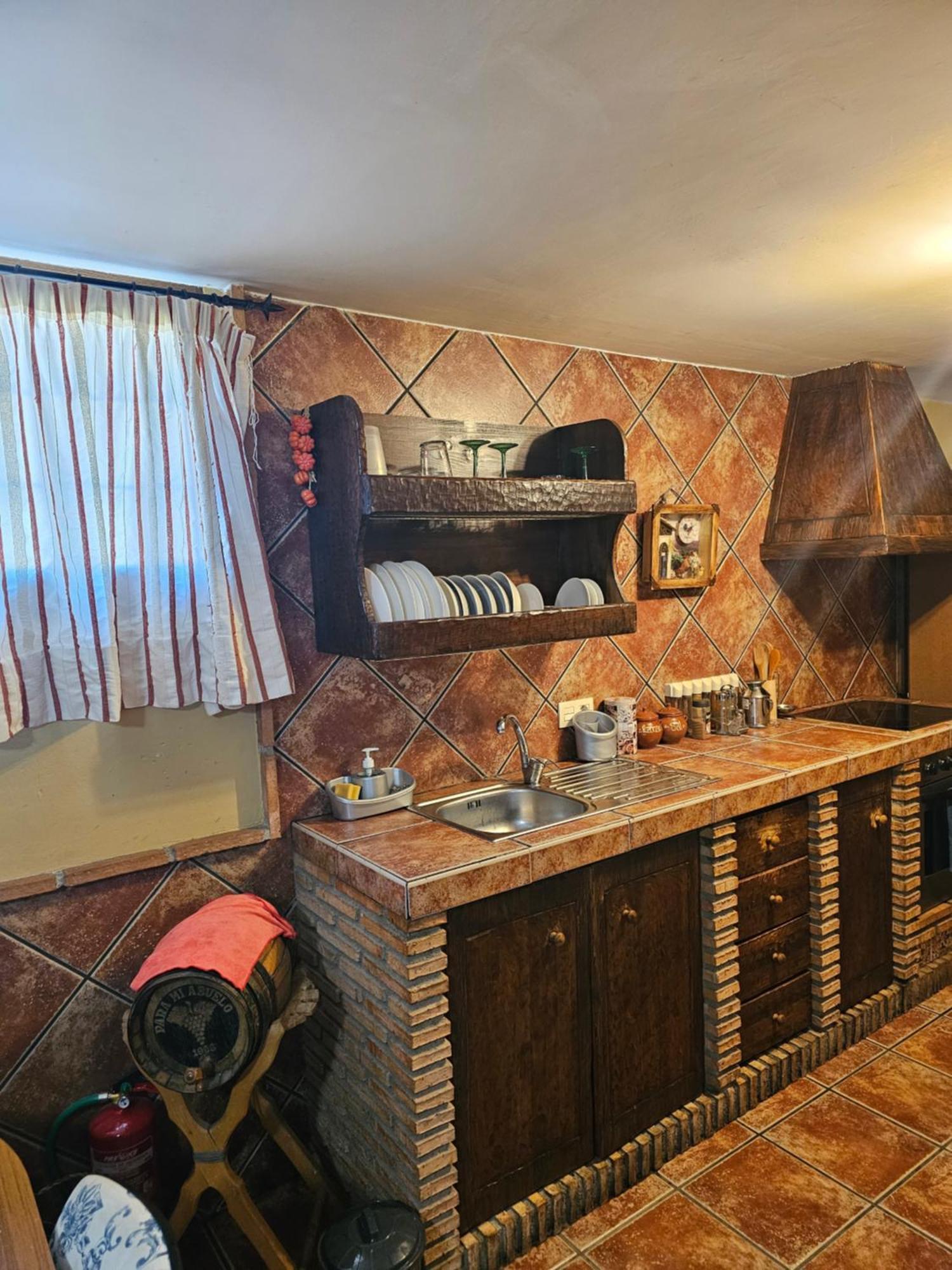 Apto-En El Bajo De La Casa-Estilo Rustico En Dilar ภายนอก รูปภาพ